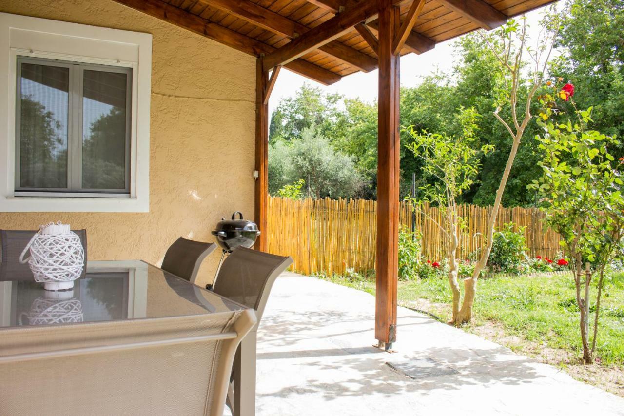 Physis Rental Estate Pigi  Exterior photo